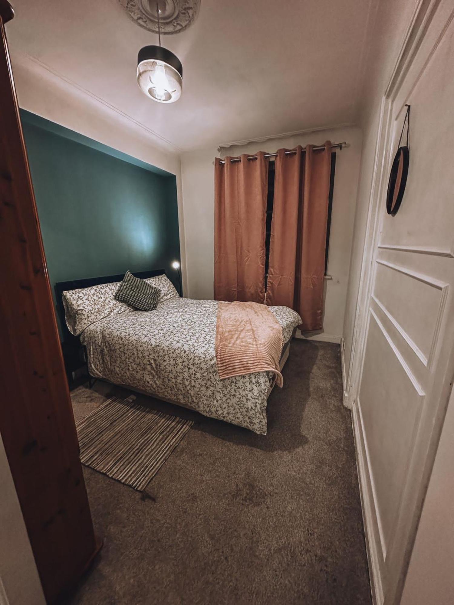 Cosy 2 Bedroom Apartment In Swiss Cottage. Londra Exterior foto